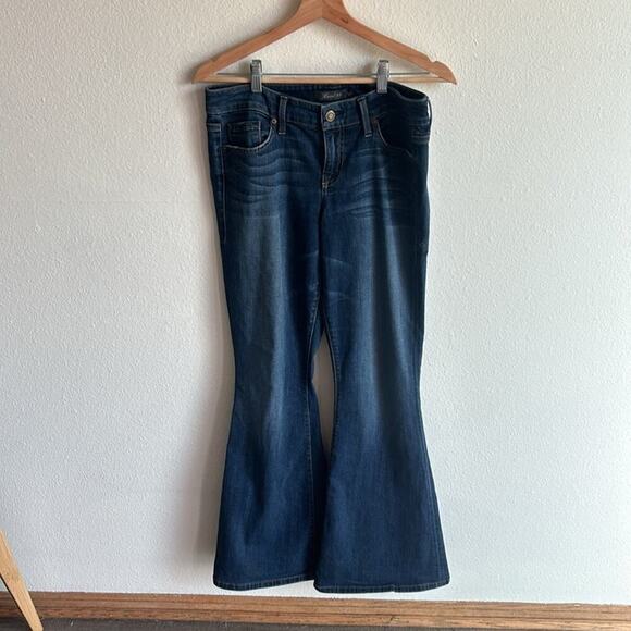 Anthropologie Level 99 Womens Dahlia Flare Jeans 28 - Picture 1 of 10